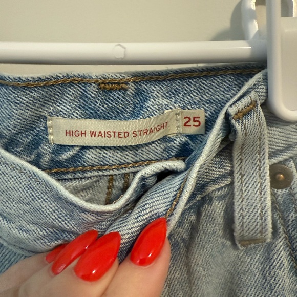 Levi’s High Waisted Straight Leg Jeans - Picture 4 of 5
